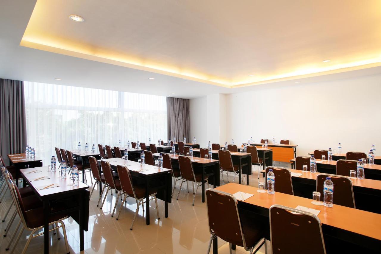 Amaris Hotel Pakuan Bogor Luaran gambar