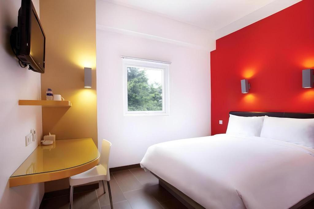 Amaris Hotel Pakuan Bogor Luaran gambar