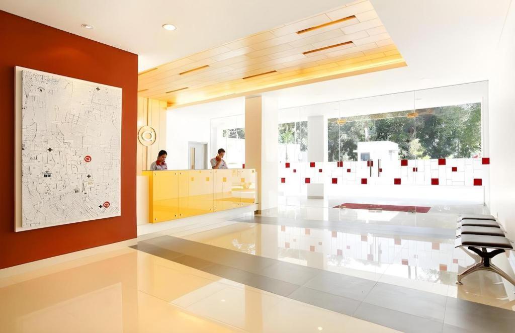 Amaris Hotel Pakuan Bogor Luaran gambar