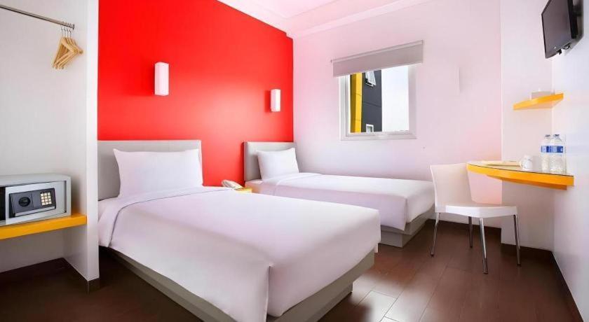 Amaris Hotel Pakuan Bogor Luaran gambar
