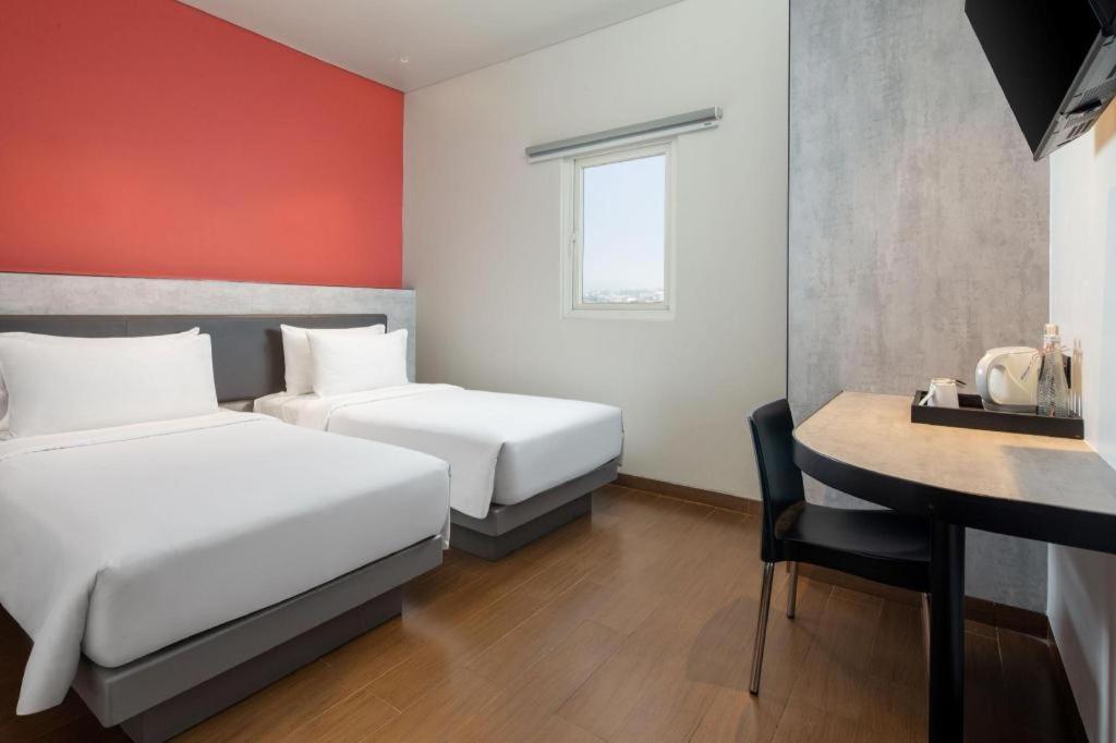 Amaris Hotel Pakuan Bogor Luaran gambar